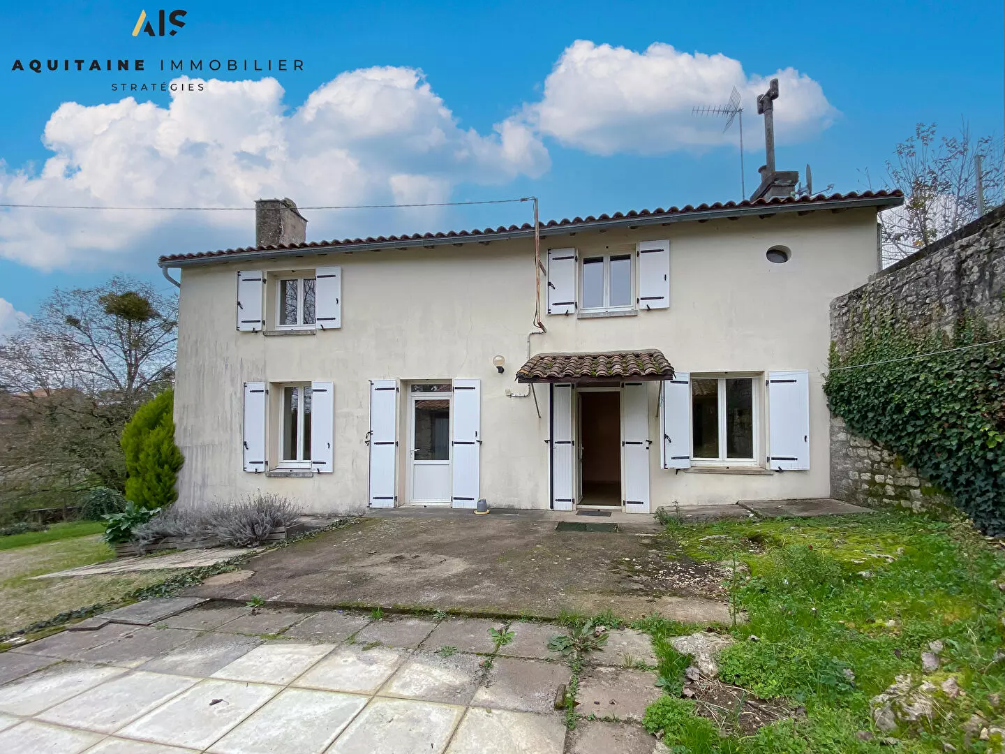 AQUITAINE IMMOBILIER STRATEGIES - BERNAC - MAISON T4 - 100 M2 - TERRAIN + DEPENDANCES / image 0