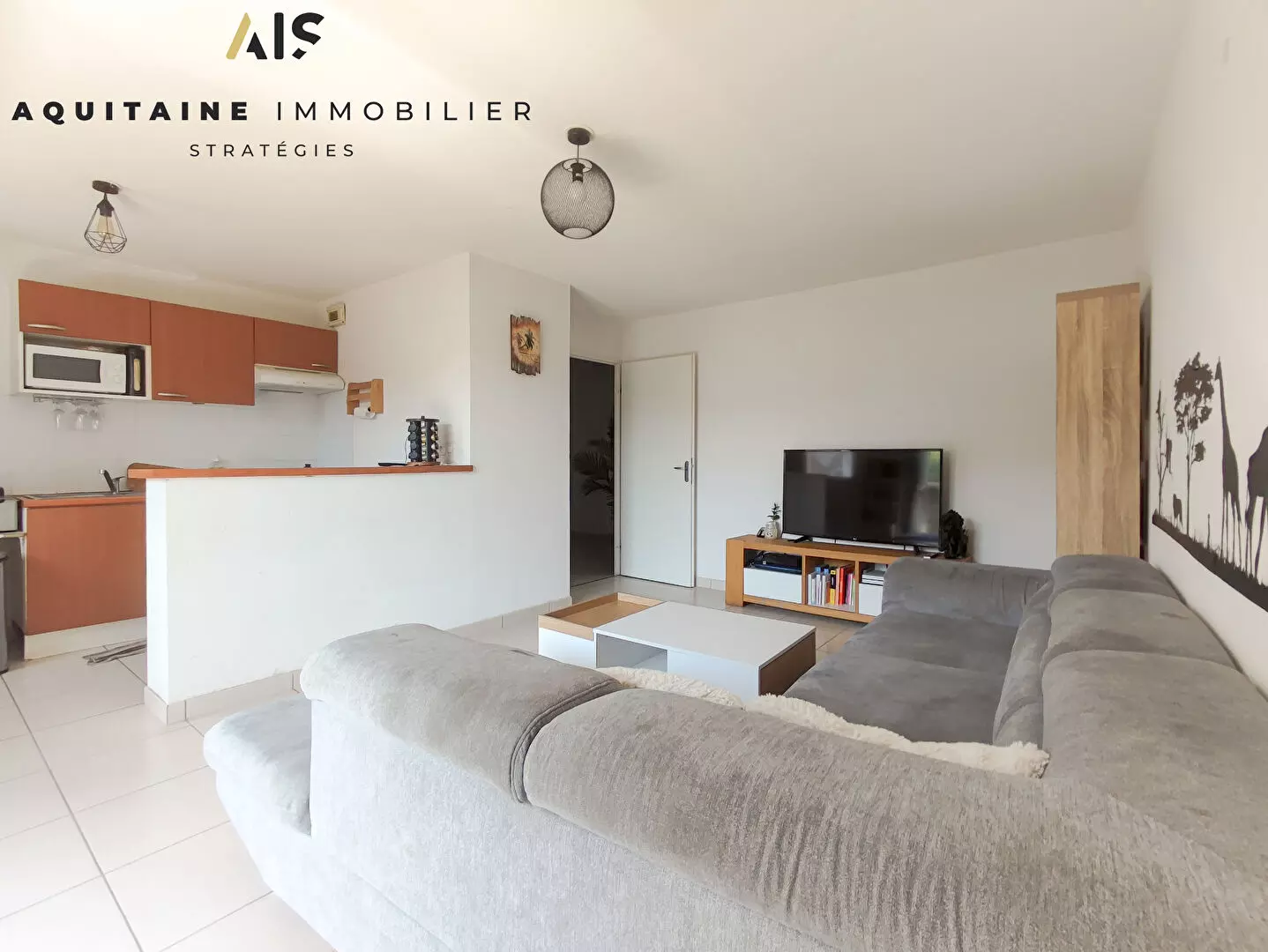 AQUITAINE IMMOBILIER STRATÉGIES - EXCLUSIVITÉ - LIBRE DE TOUTE OCCUPATION -POITIERS - APPARTEMENT TYPE 3 - 63 M² / image 4