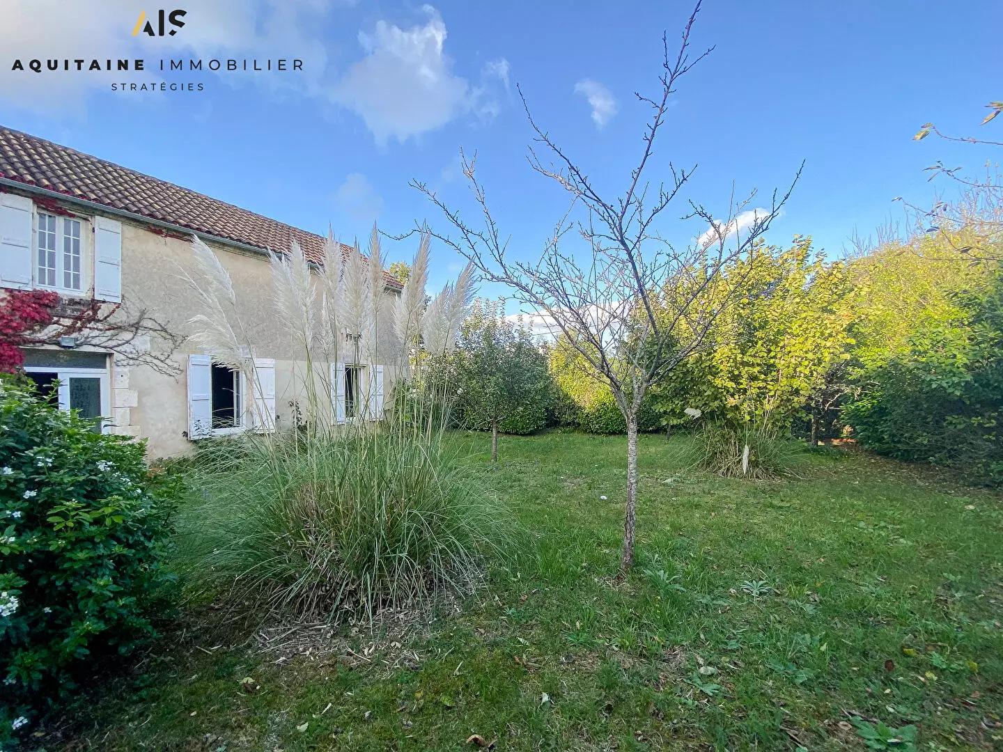 Maison Saint Yrieix Sur Charente 6 pièce(s) 144 m2 / image 1