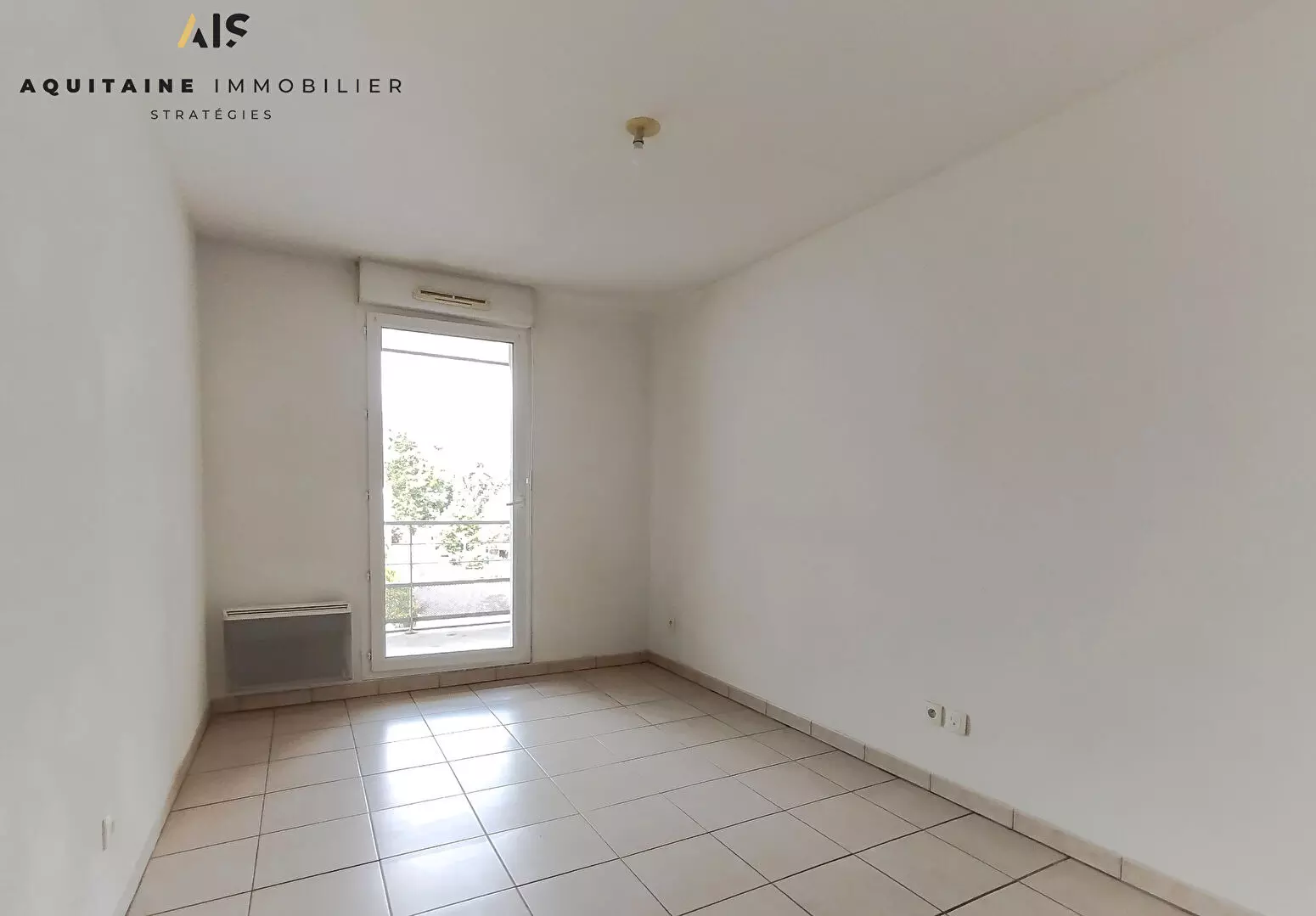 AQUITAINE IMMOBILIER STRATÉGIES - EXCLUSIVITÉ - LIBRE DE TOUTE OCCUPATION -POITIERS - APPARTEMENT TYPE 3 - 63 M² / image 8