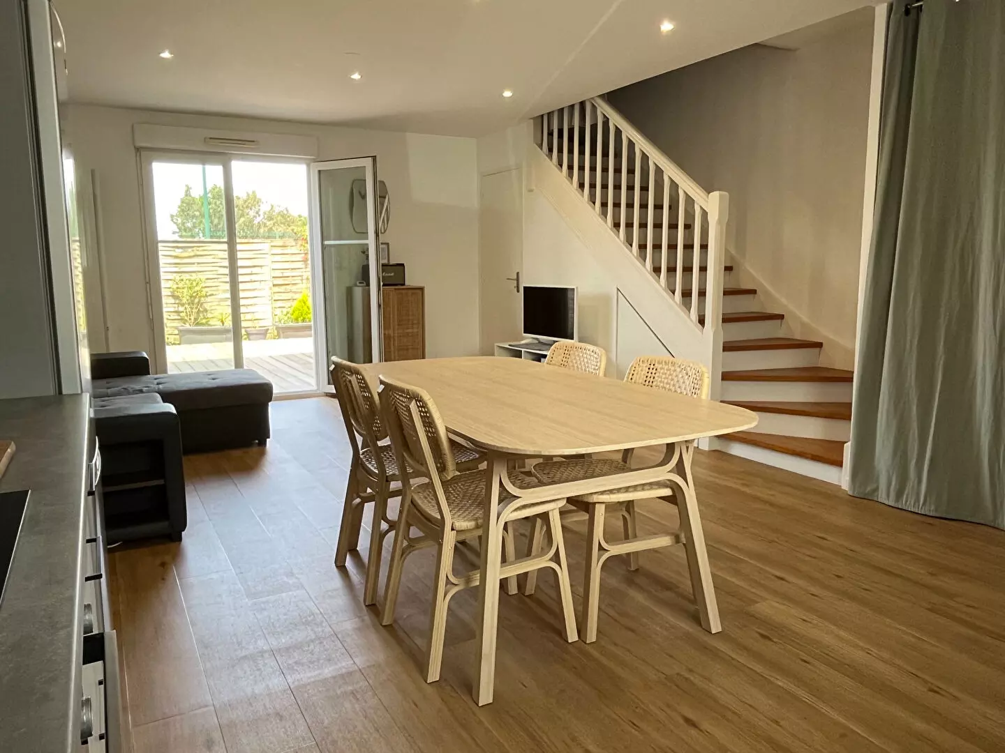 AQUITAINE IMMOBILIER STRATEGIES - EXCLUSIVITE - MAISON TYPE 3  64 M² + 2 PLACES DE PARKING - EYSINES / image 3