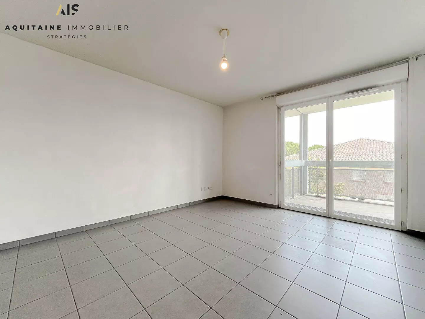 AQUITAINE IMMOBILIER STRATÉGIES - EXCLUSIVITE - APPARTEMENT T2 ENVIRON 41M2 - BALCON - PARKING / image 1