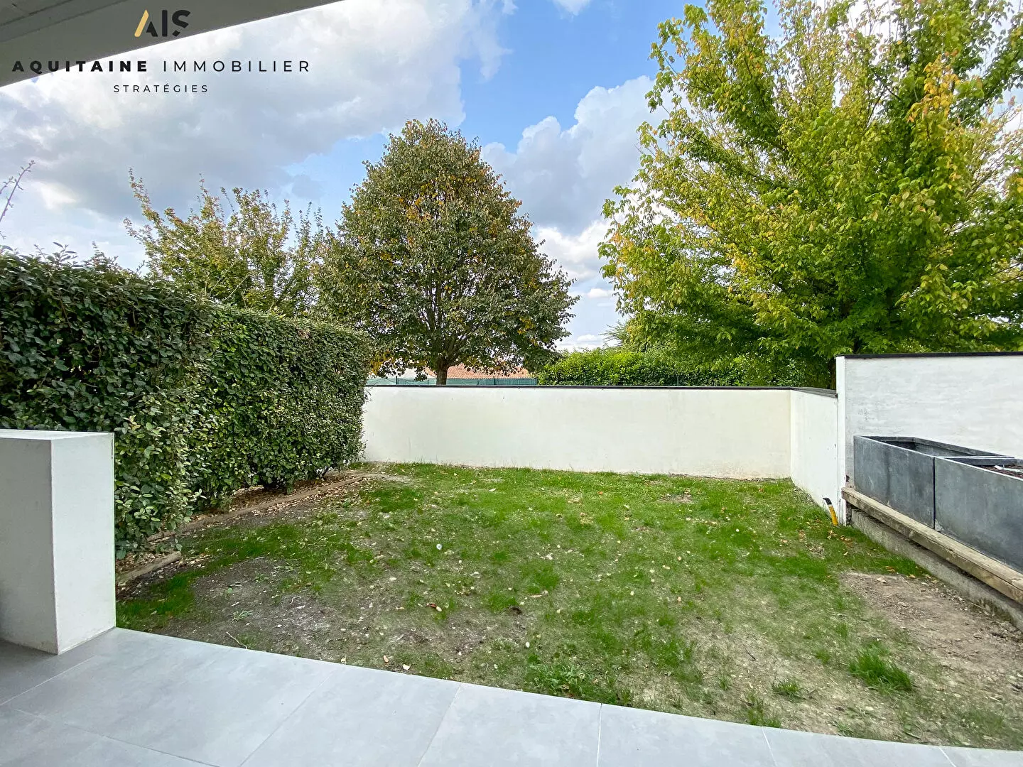 Maison La Couronne 4 pièce(s) 87.83 m2 - piscine - jardin - parking / image 10